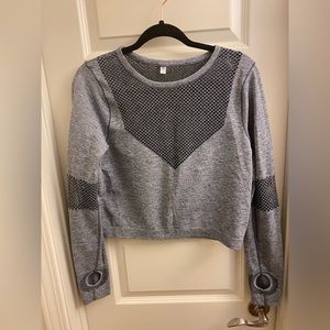 NWOT Athletic Crop Top with Mesh Details Size M